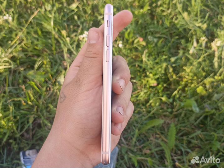 Телефон iPhone 8 256gb