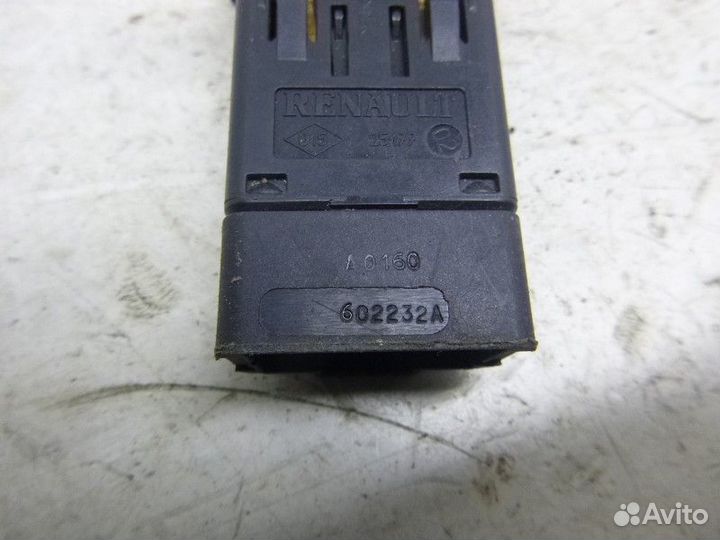 Кнопка аварийной сигнализации renault logan 2005