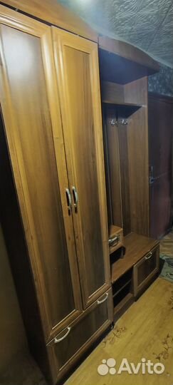 Шкаф прихожая бу