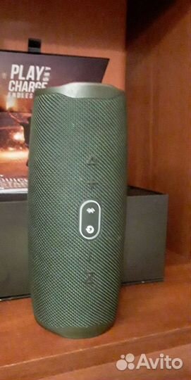 Колонка jbl charge 4