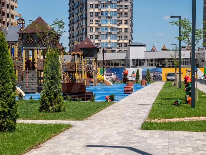 4-к. квартира, 162 м², 24/24 эт.