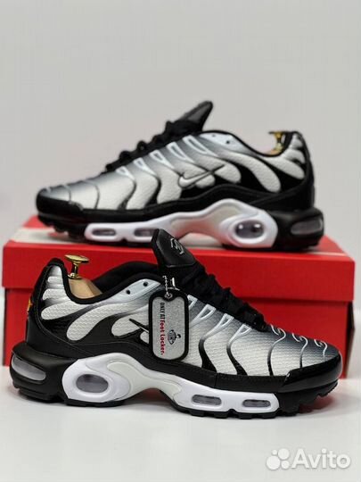 Кроссовки Nike Air Max Tn Plus