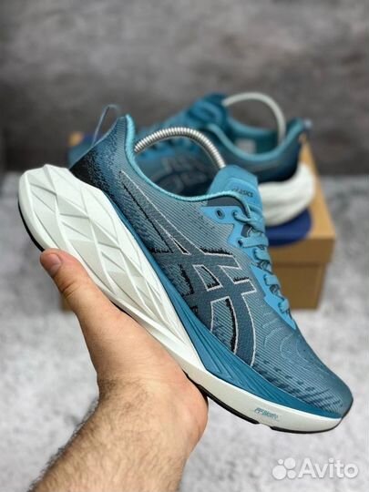 Красовки мужской asics