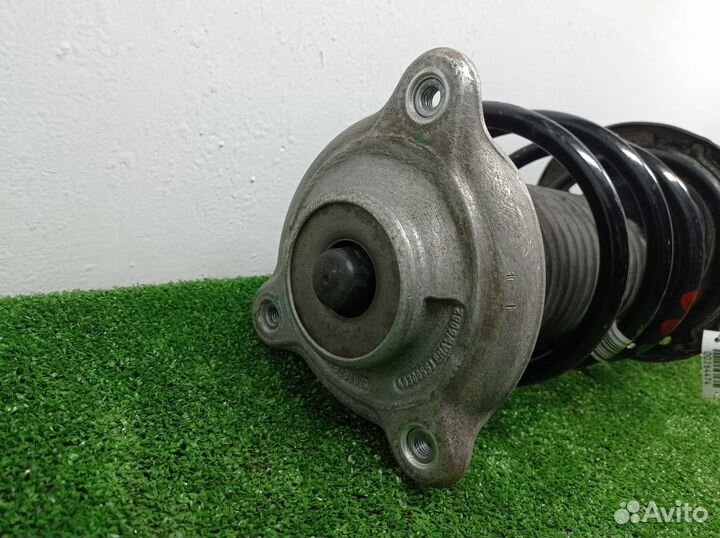 Амортизатор передний правый, Mercedes A-klasse 2020