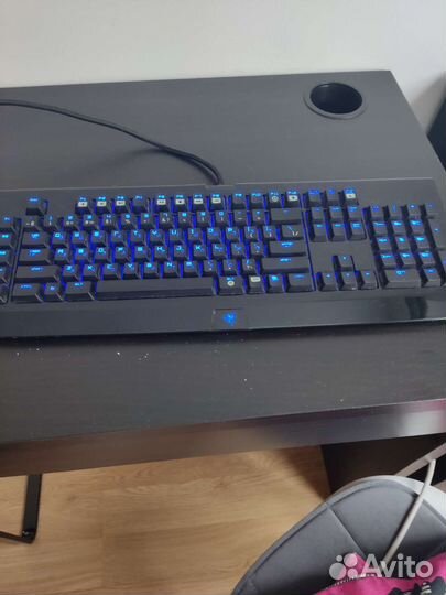 Игровая клавиатура razer BlackWidow