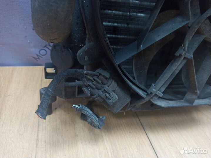 Вентилятор радиатора Opel Zafira B минивэн