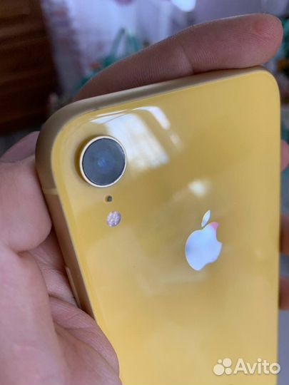 iPhone Xr, 64 ГБ
