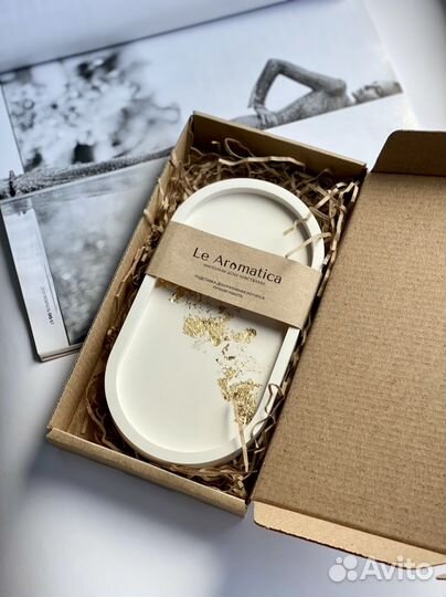 Декоративная гипсовая подставка для украшений