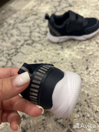 Кроссовки на мальчика 20 размер