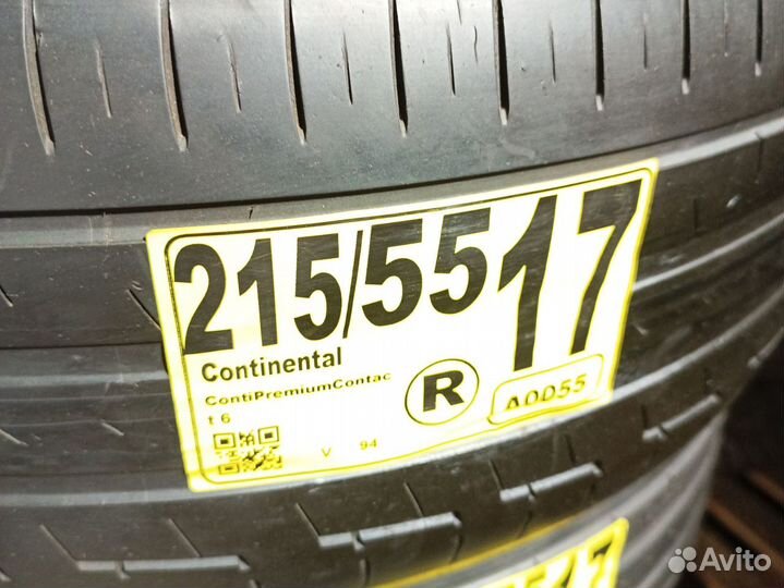 Yokohama BluEarth E70 215/55 R17 94V