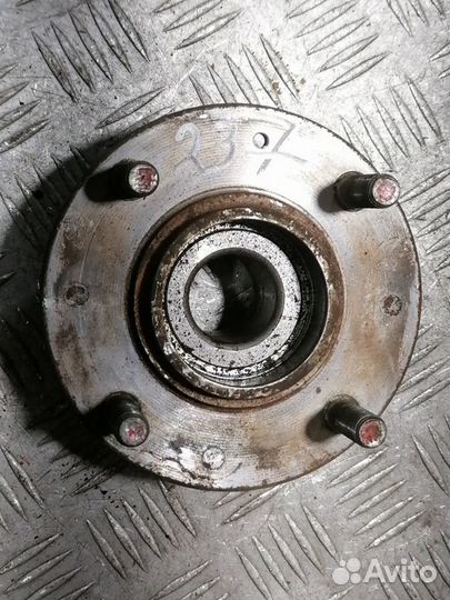 Ступица задняя Hyundai Tiburon 1996-2002