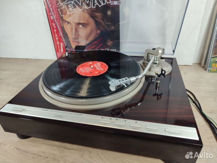 Проигрыватель винила Lo-D HT-561. Made in Japan