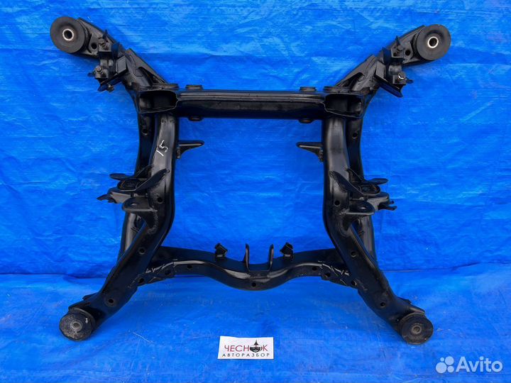 Подрамник задний Volkswagen Touareg Audi Q7