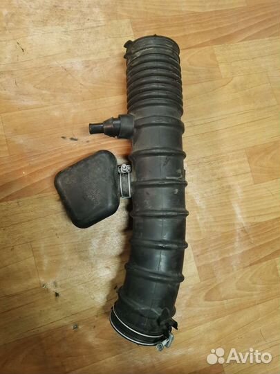 Патрубок воздушн. фильтра Toyota 4Grfse17881-31150