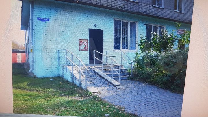 Торговая площадь, 65 м²