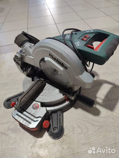 Торцовка Metabo KS 216 M