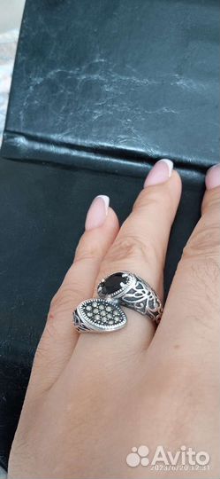 Серебряное кольцо