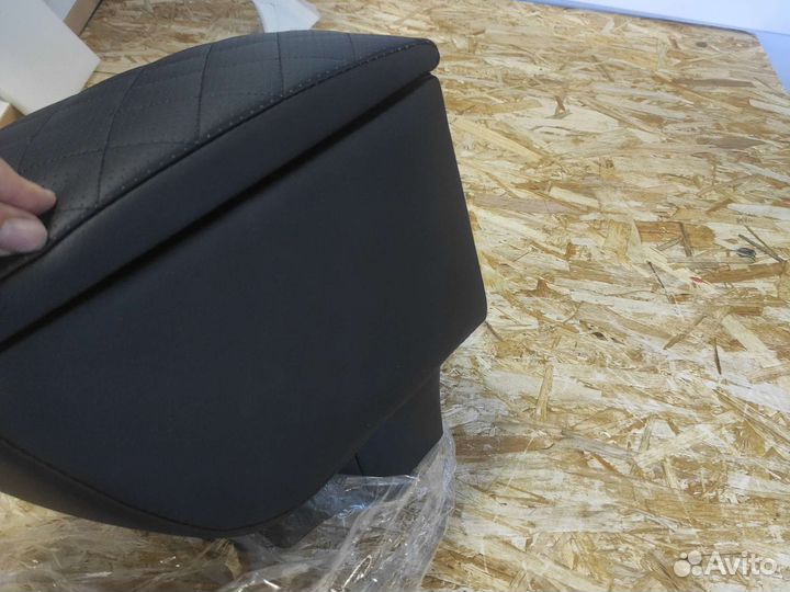 Подлокотник kia rio 3