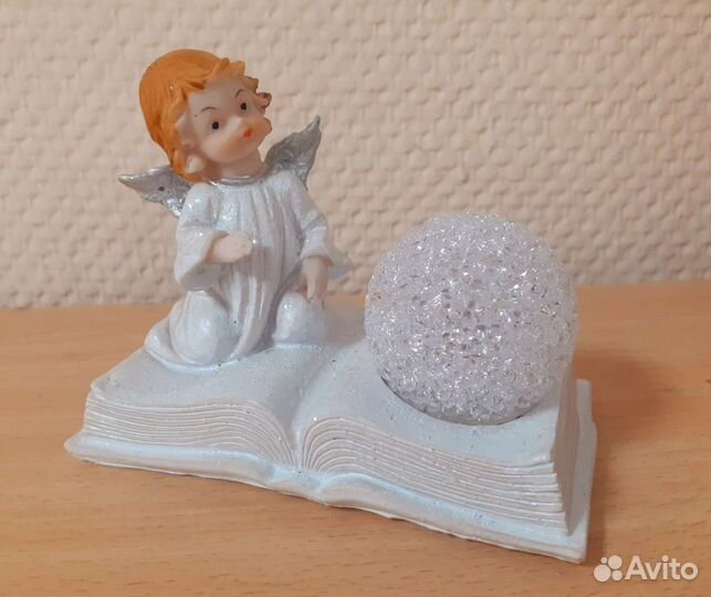 Фигурки и статуэтки ангелочков