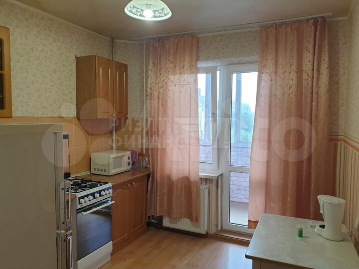 1-к. квартира, 42 м², 4/9 эт.