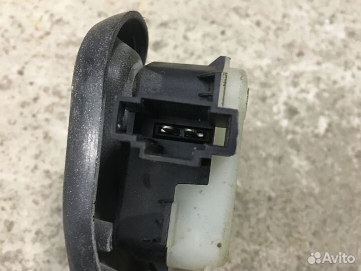 Активатор замка багажника Audi A4 B6 (4345)