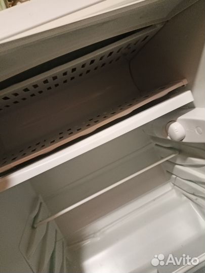 Холодильник бу маленький