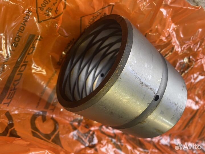 Втулка X114-702092