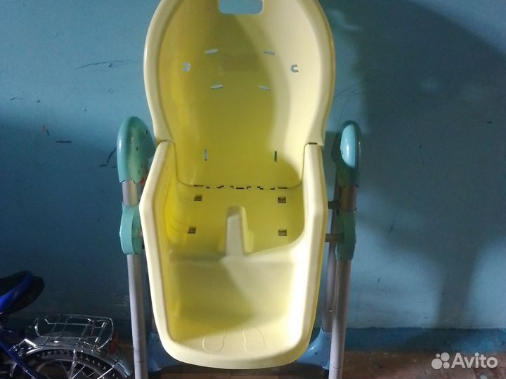 Стульчик для кормления