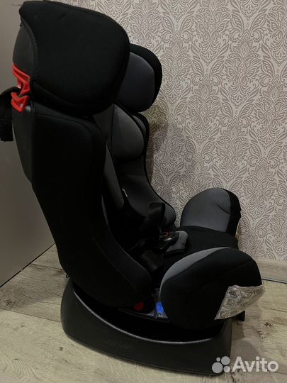 Детское автокресло от 0 до 18 кг siger