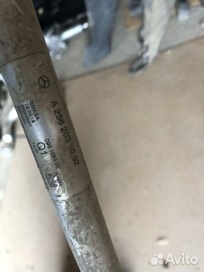 Трубка охлаждения Mercedes M256