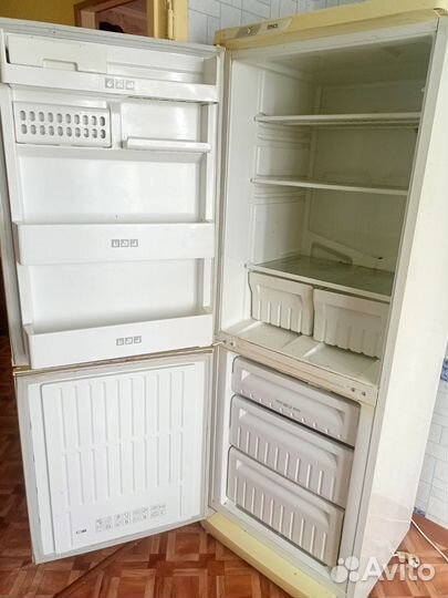 Холодильник stinol