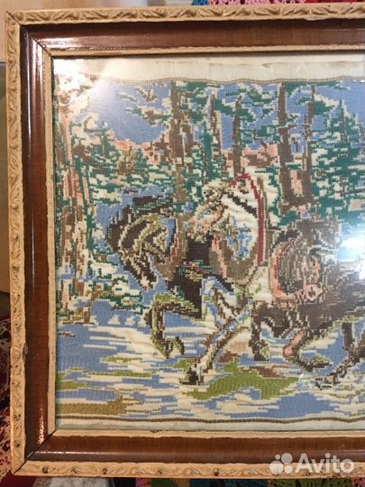 Картина вышивка крестиком в деревянной раме под ст