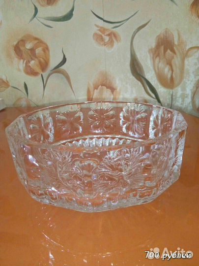 Хрустальная ваза