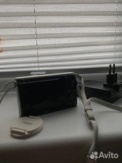 Компактный фотоаппарат nikon 1j1