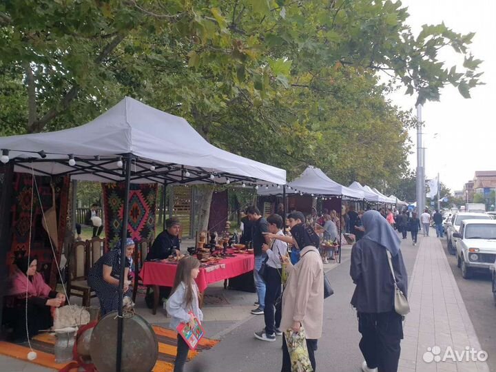 Аренда шатров, столов, стульев