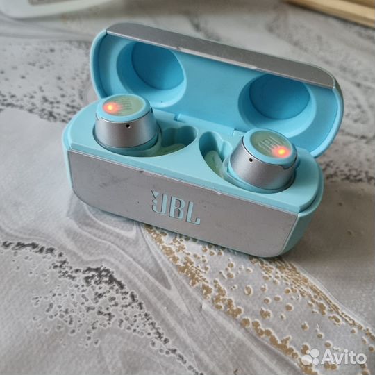 Беспроводные наушники JBL reflect flow
