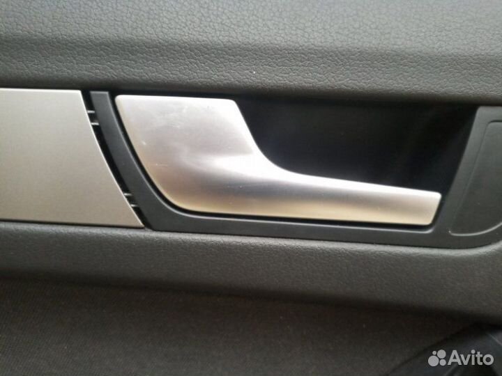 Обшивка боковой двери задняя левая Audi A5 8T 2012