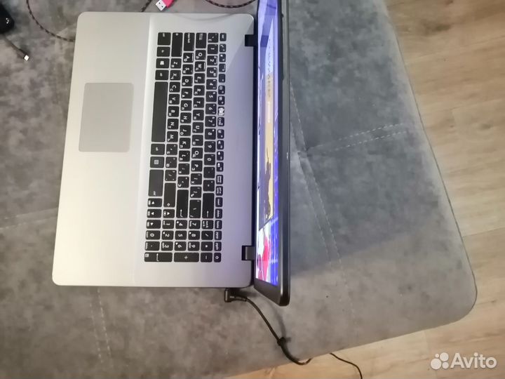Ноутбук asus новый