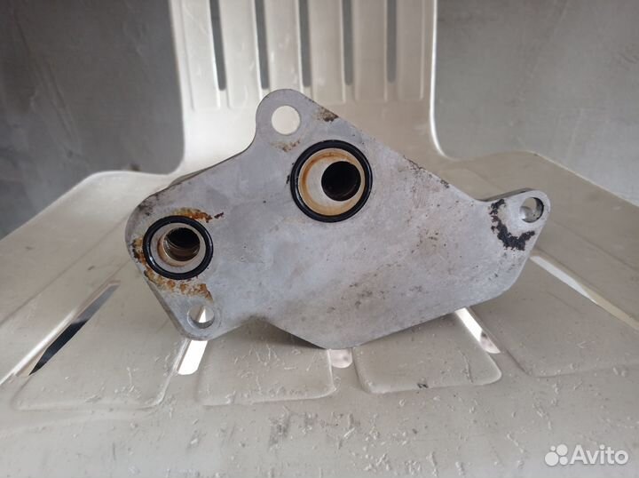 Радиатор масляный, теплообменник Opel insignia 2.0