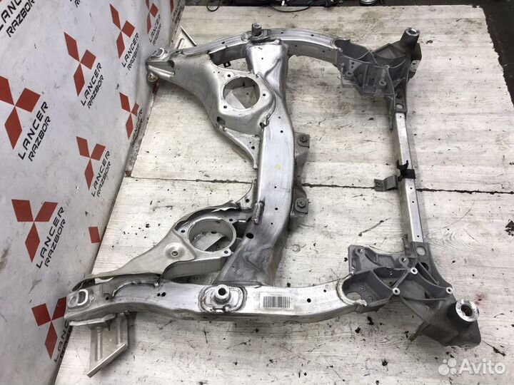 Подрамник передний bmw 5 f10 n20b20 ф10