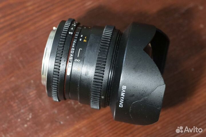 Samyang MF 14mm T3.1 на canon