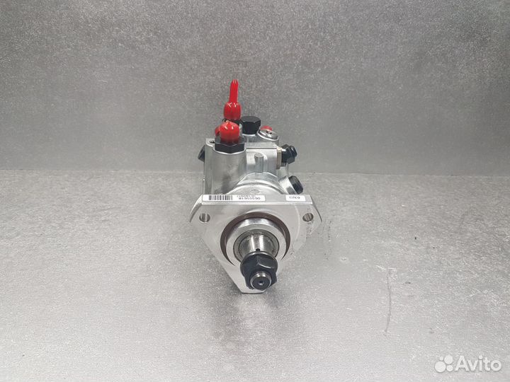 Топливный насос высокого давления RE568071