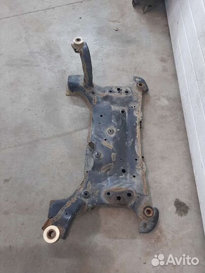 Подрамник передний Форд Фокус 3