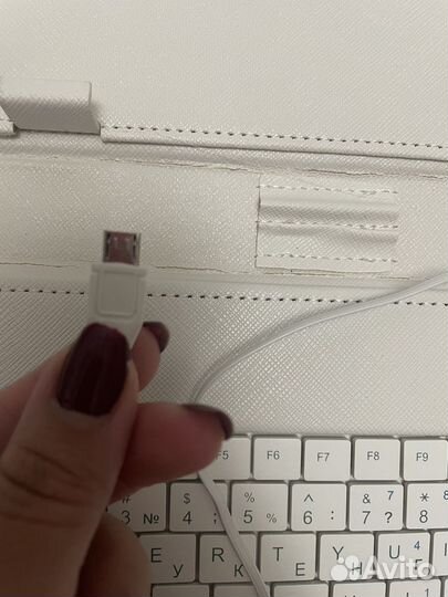 Держатель корпуса для смартфона и планшета