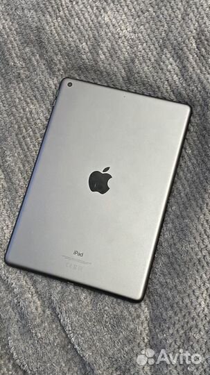 Apple iPad 7 wi-fi 32 gb на запчасти