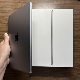 Планшет Apple iPad Space Gray 5 поколения