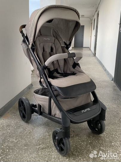 Прогулочная коляска Nuna Tavo
