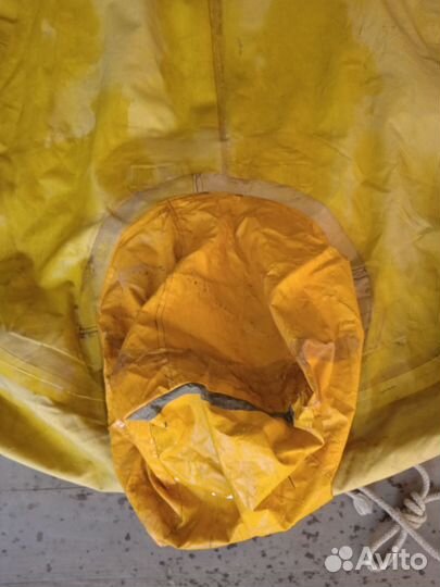 Спасательная лодка