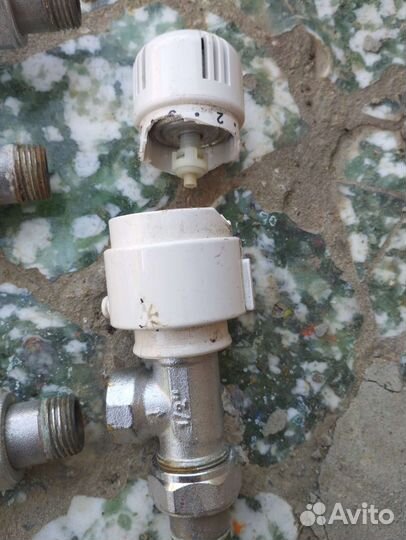 Терморегулятор для радиатора