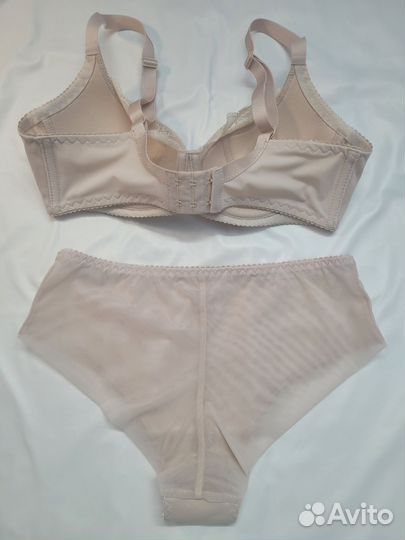 Комплект нижнего белья новый